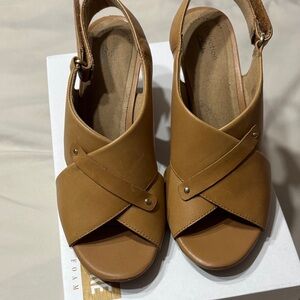 Women's Tan Leather Slingback Sandals